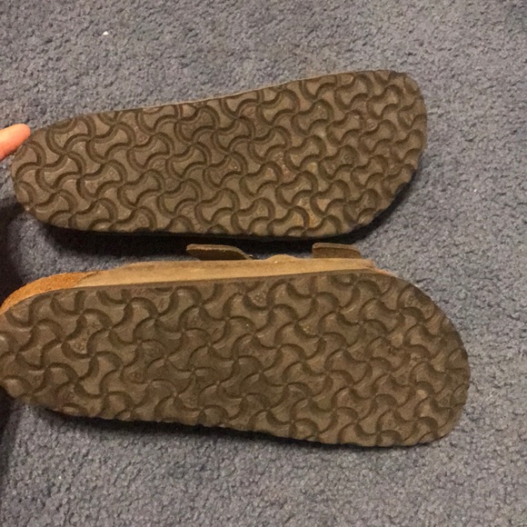Sandals_&_Flip_Flops